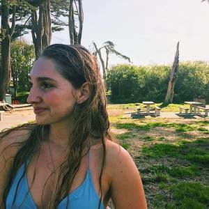 Meet your Posher, Ana